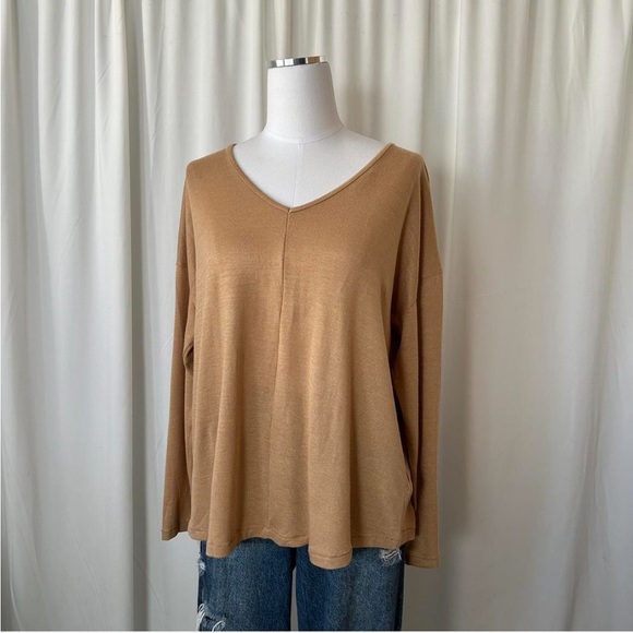 Tan Magaschoni V-neck sweater size XL. - Picture 3 of 6